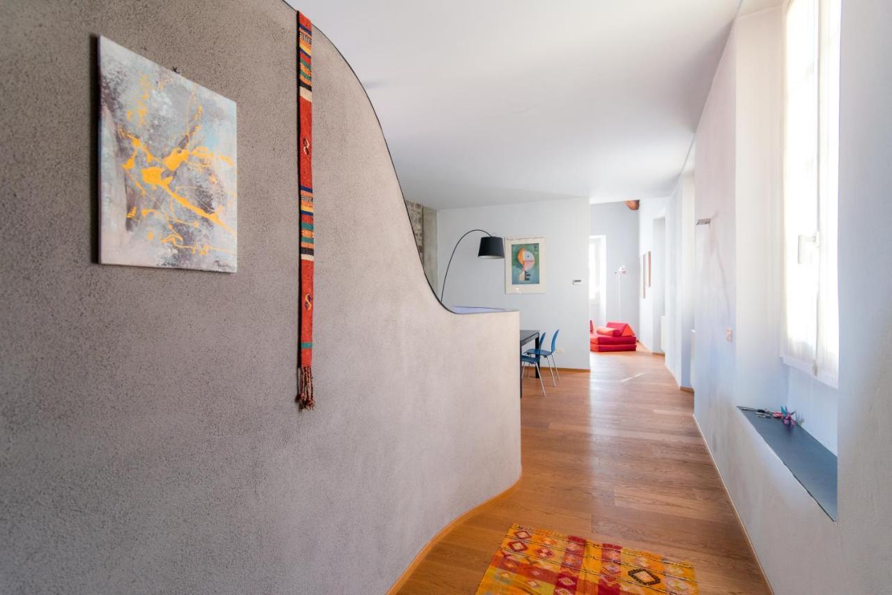 Antica Via Volta - The House Of Travelers Apartment Como Bagian luar foto
