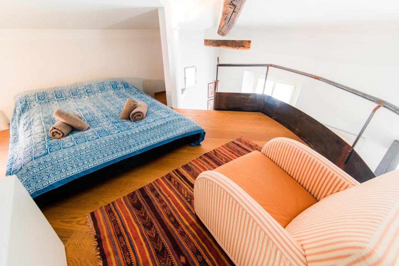 Antica Via Volta - The House Of Travelers Apartment Como Bagian luar foto