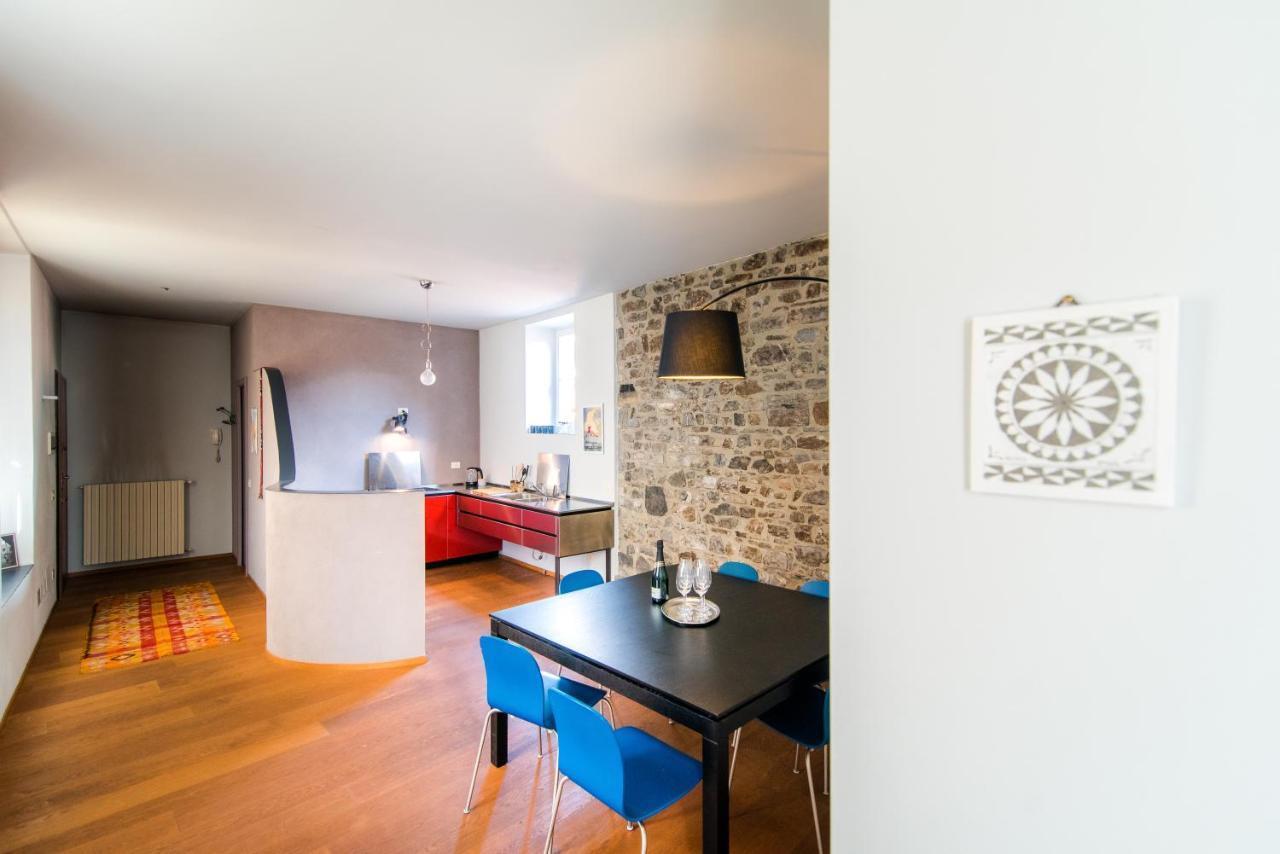 Antica Via Volta - The House Of Travelers Apartment Como Bagian luar foto