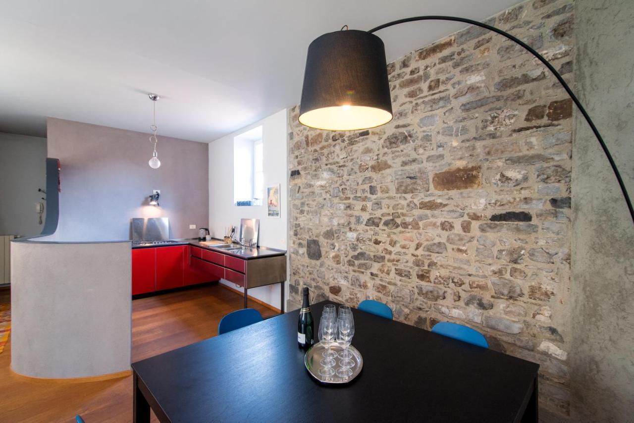 Antica Via Volta - The House Of Travelers Apartment Como Bagian luar foto