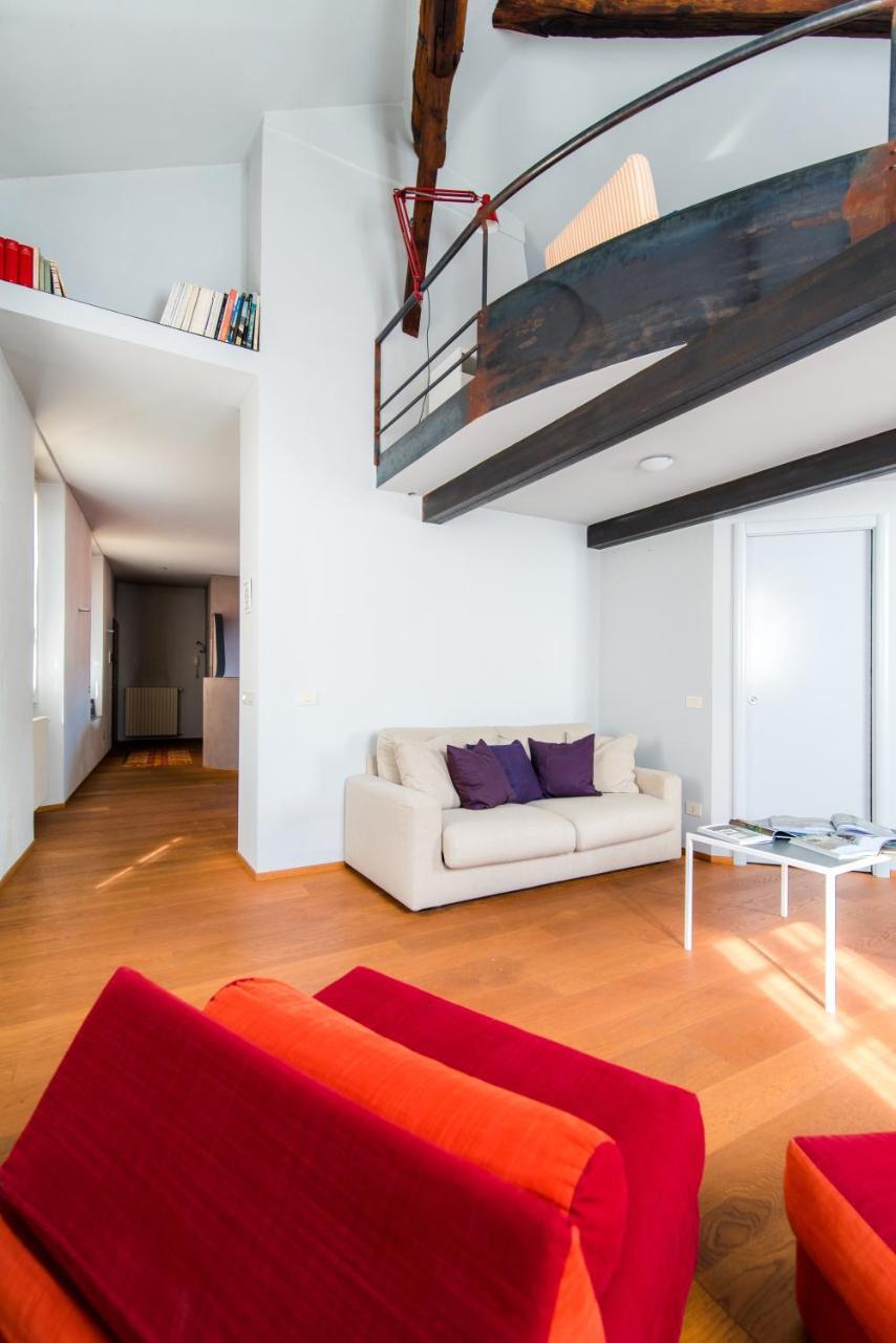 Antica Via Volta - The House Of Travelers Apartment Como Bagian luar foto