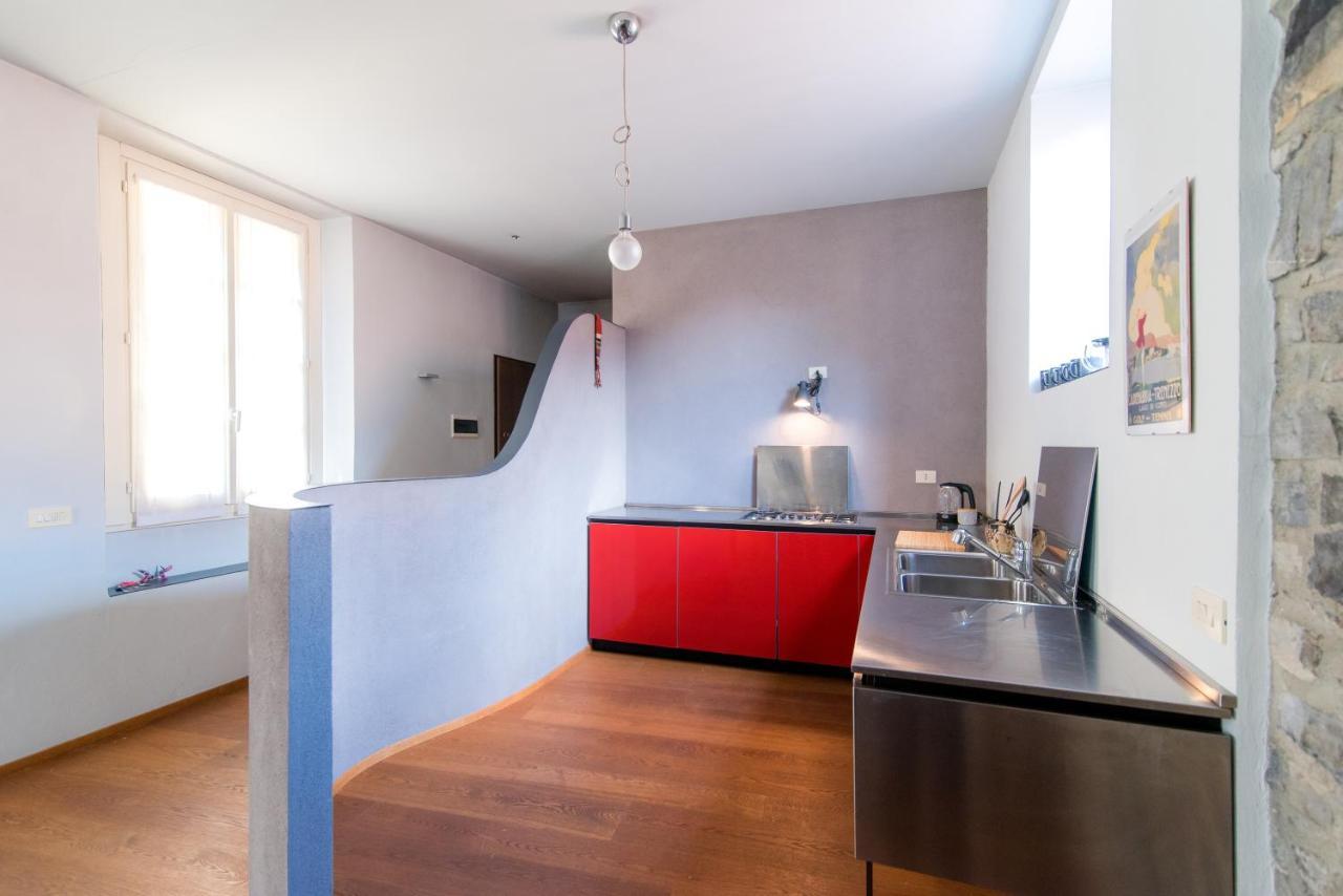 Antica Via Volta - The House Of Travelers Apartment Como Bagian luar foto