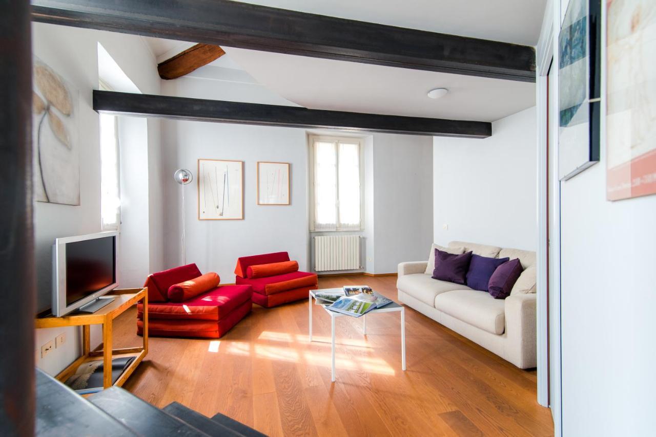 Antica Via Volta - The House Of Travelers Apartment Como Bagian luar foto