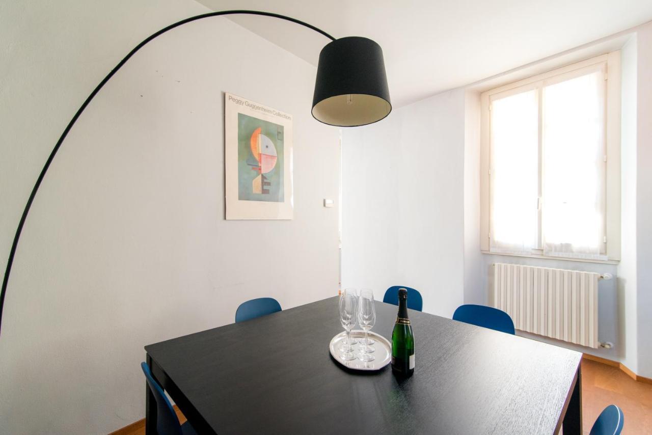 Antica Via Volta - The House Of Travelers Apartment Como Bagian luar foto