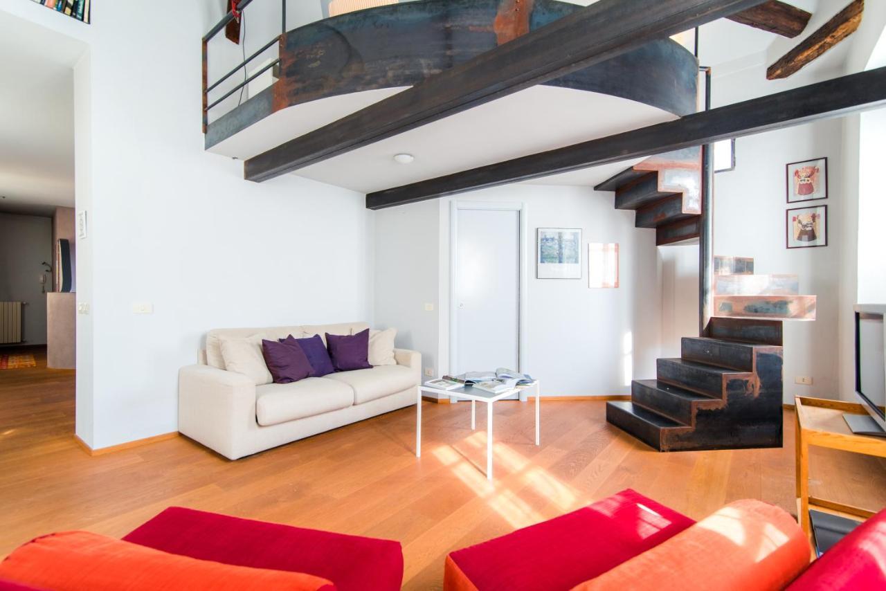 Antica Via Volta - The House Of Travelers Apartment Como Bagian luar foto