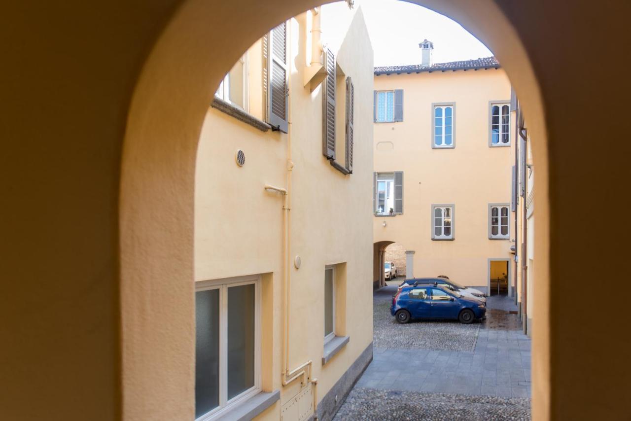 Antica Via Volta - The House Of Travelers Apartment Como Bagian luar foto